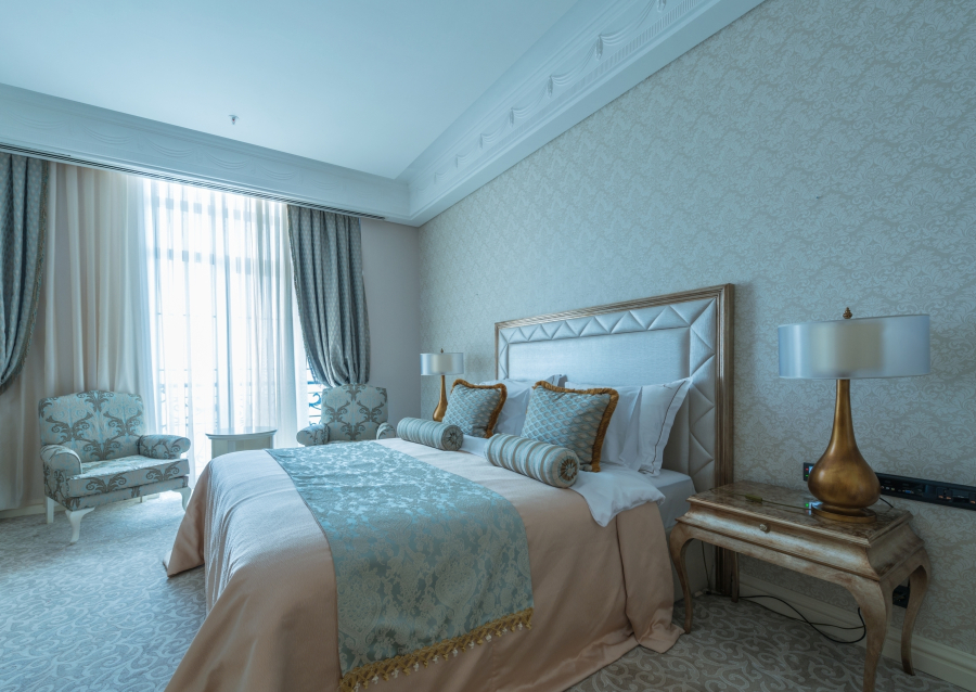 literie , chambre à coucher 